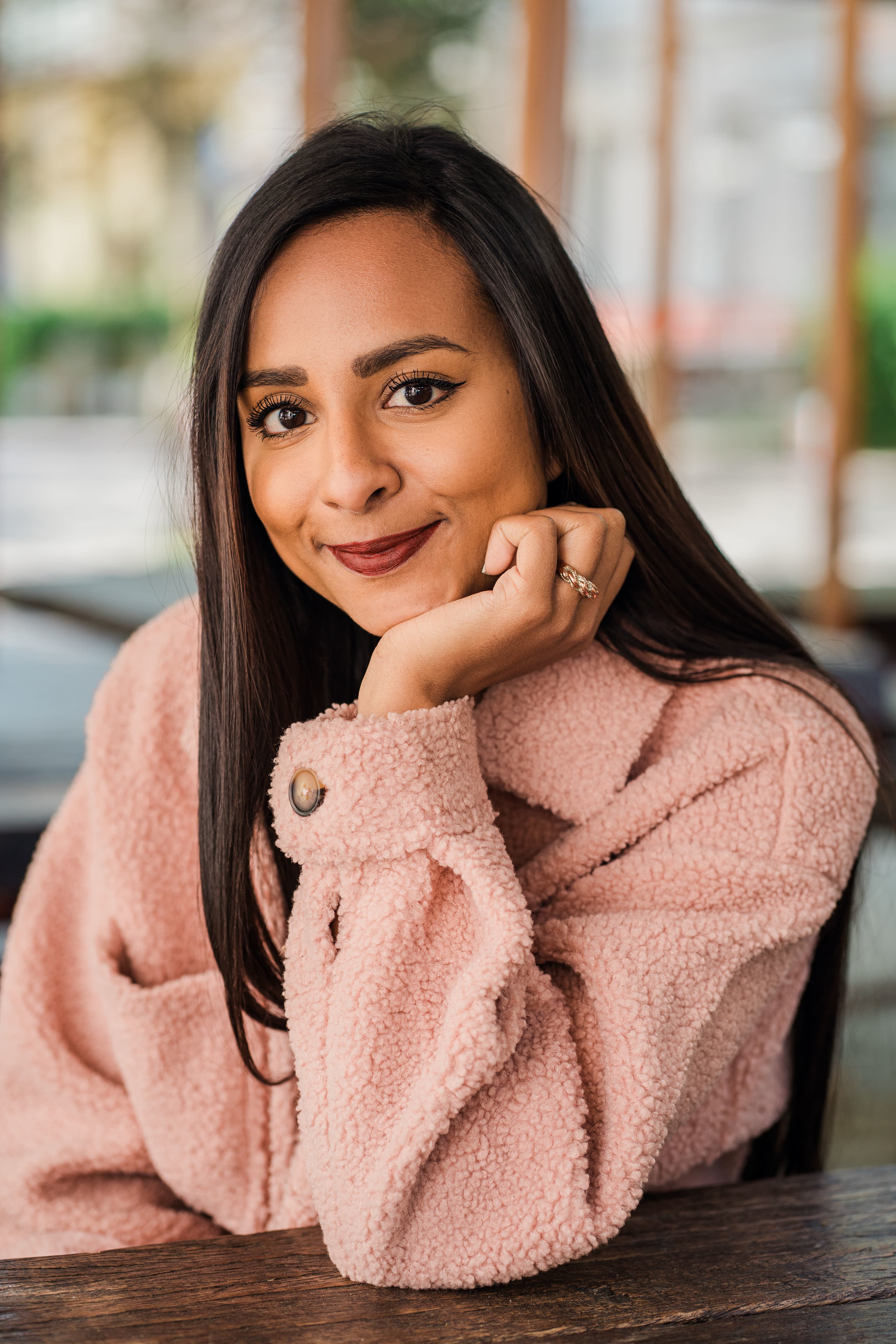 Portrait: Mounia Jayawanth