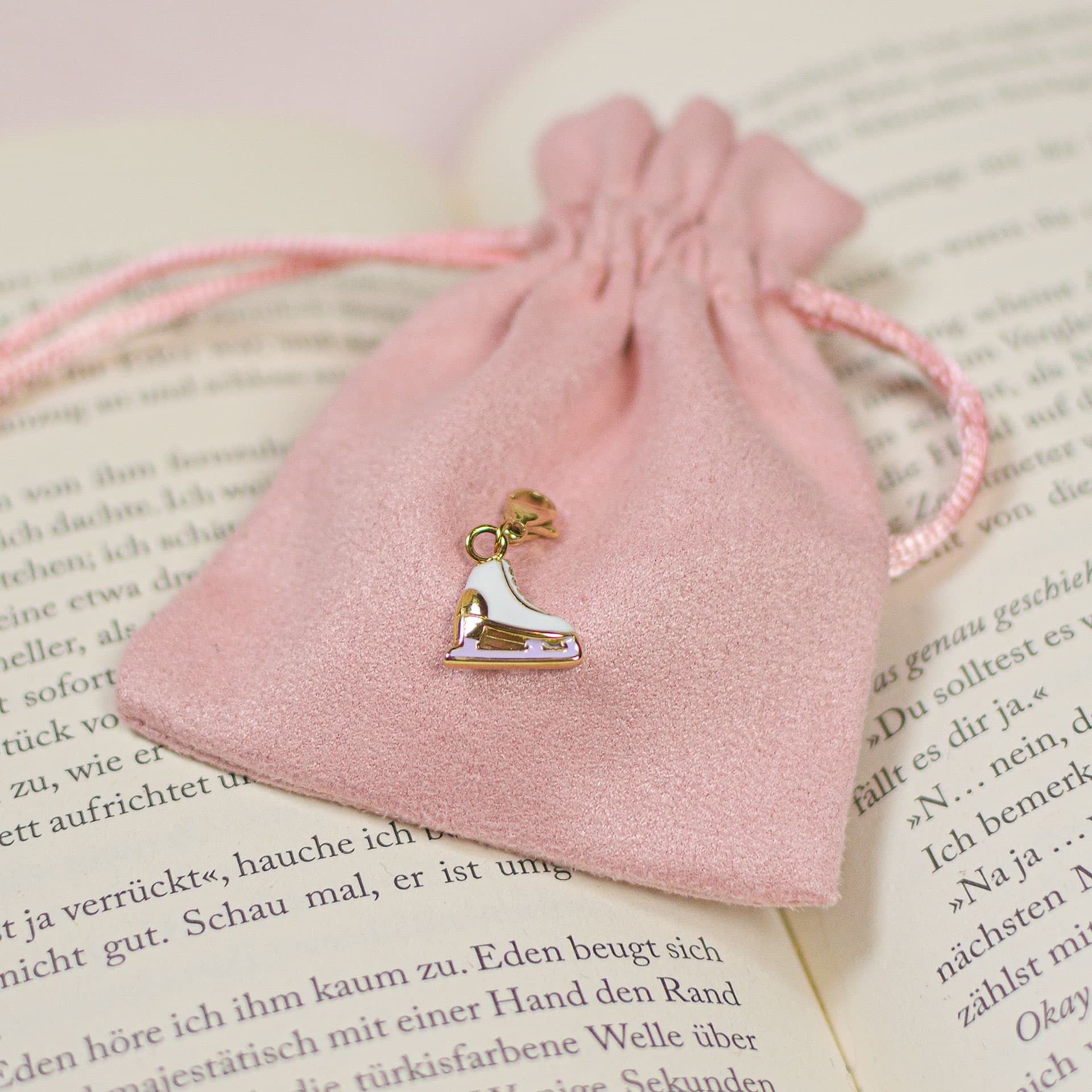 LYX Charms: ICEBREAKER