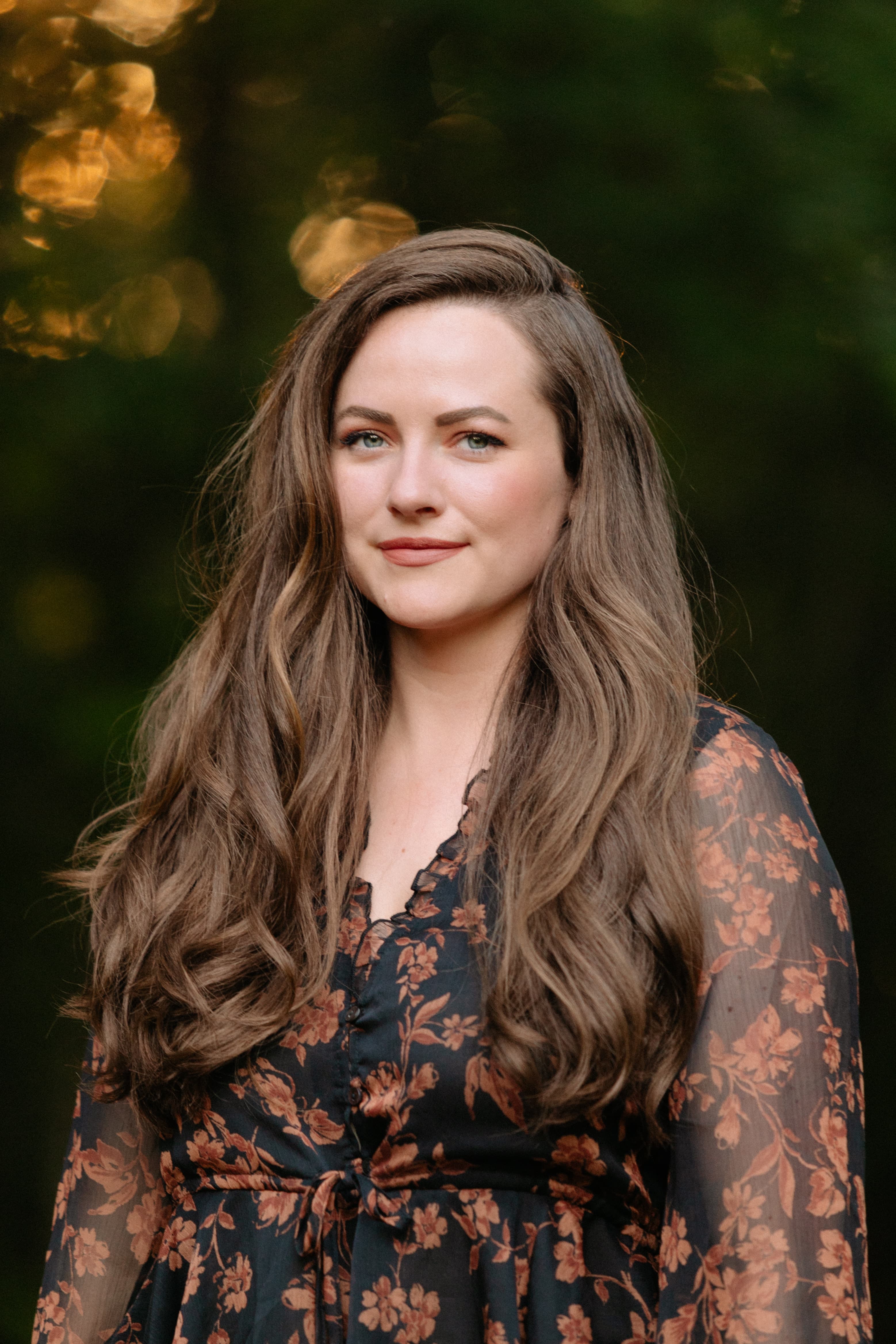 Portrait: Rebecca Ross